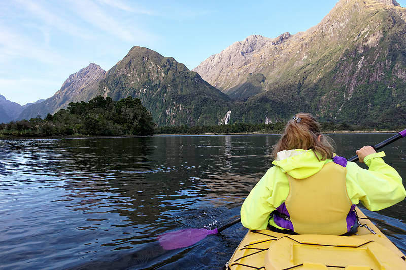 Milford Sound, Kayak heading back