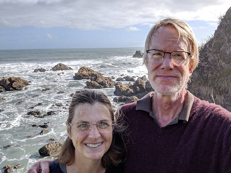 Tim and Deb near beach IMG_20190503