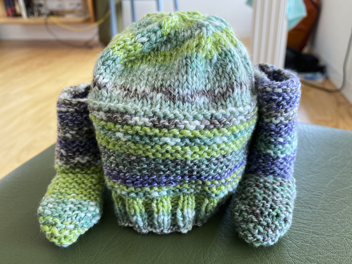 Side view Knit Hat and Booties