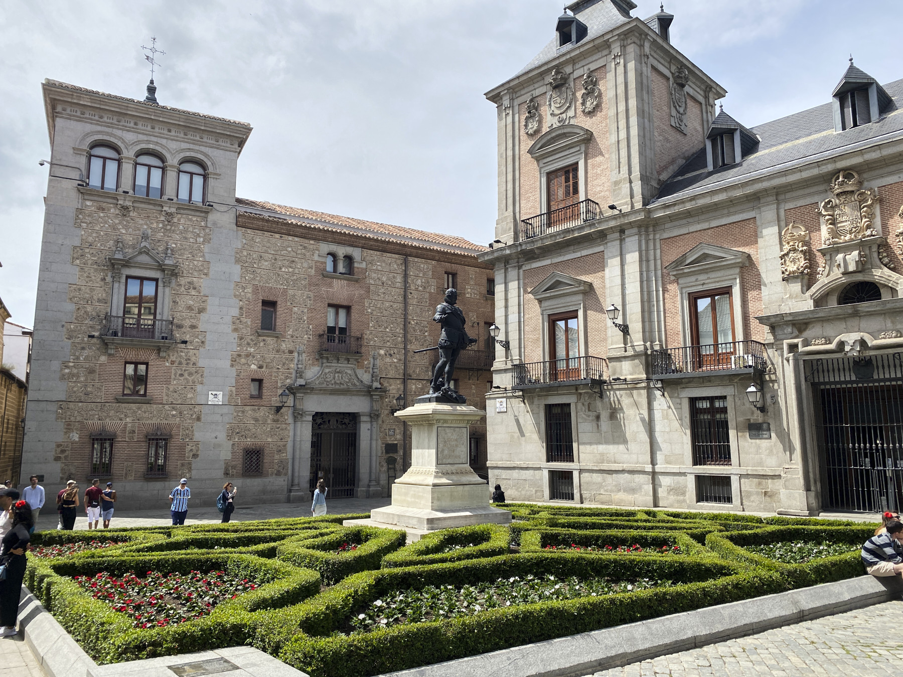 Plaza de la Villa was the center of the Habsburgs, Madrid